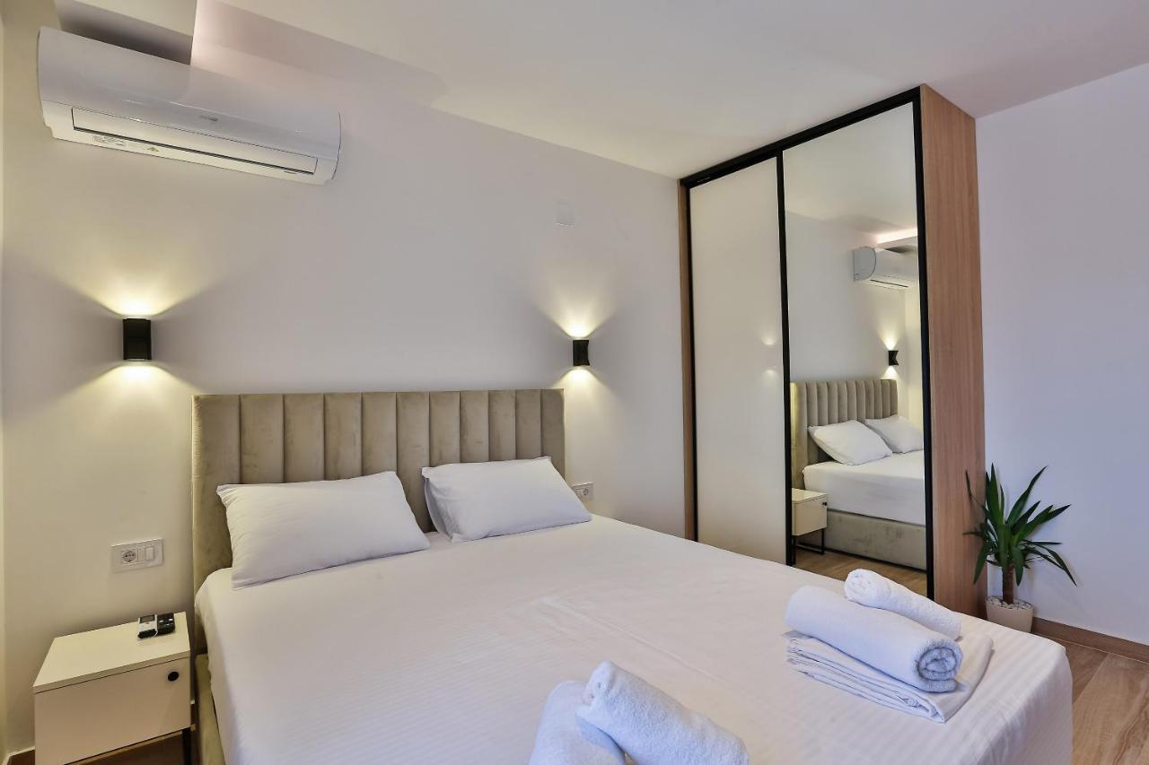 Villa La Vida Budva Exteriör bild
