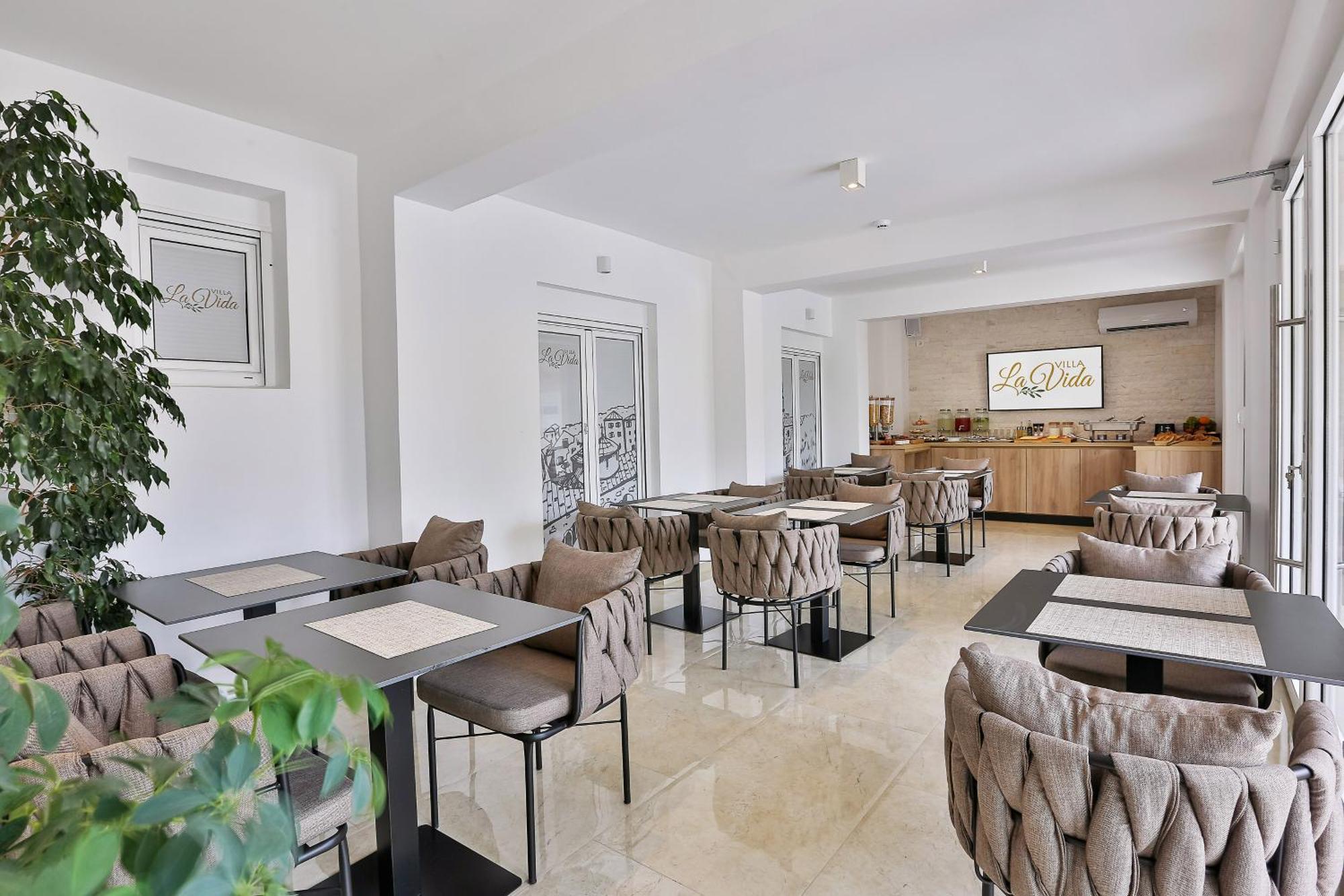 Villa La Vida Budva Exteriör bild