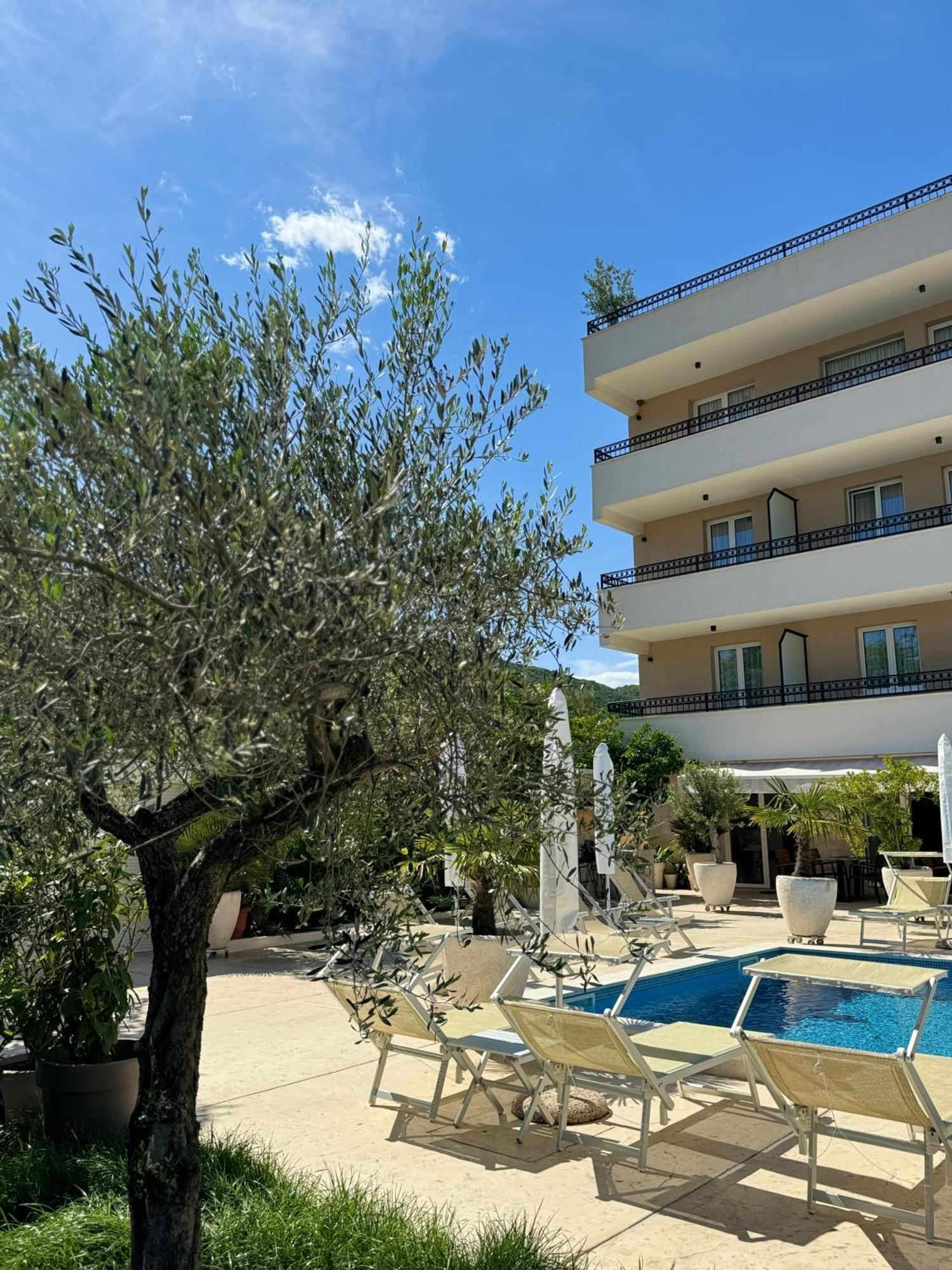 Villa La Vida Budva Exteriör bild